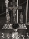 Крест на свечном заупокойном столике